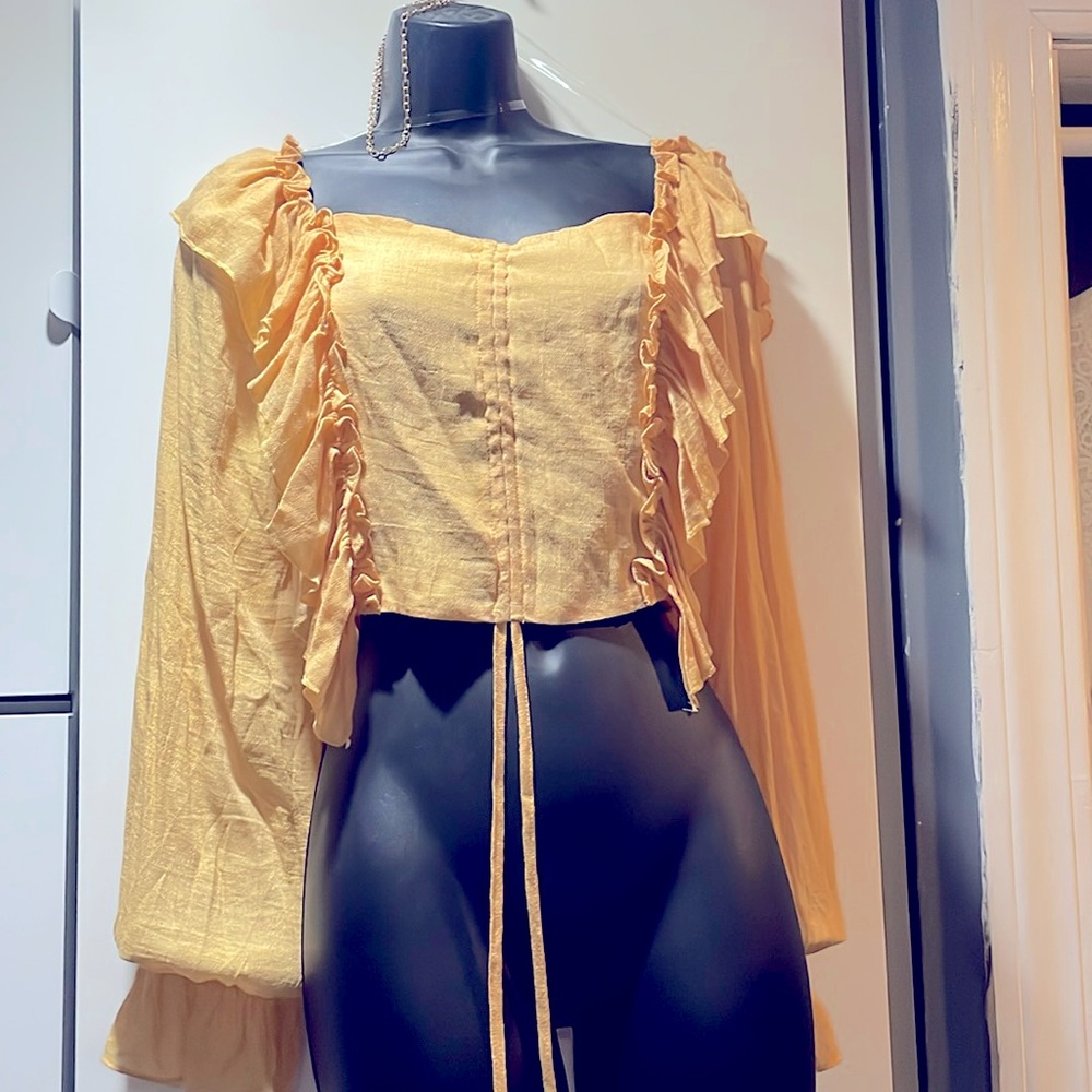 Nice yellow crock top blouse